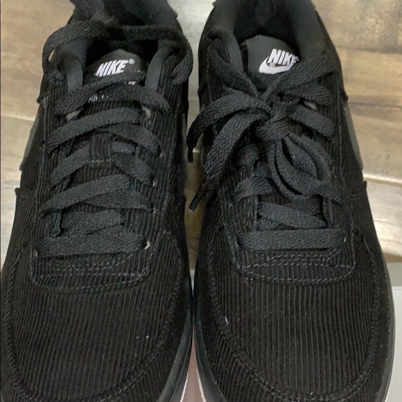 • NIKE AIR FORCE 1 LV8 STYLE WMNS black/black-whit - Picture 9 of 16